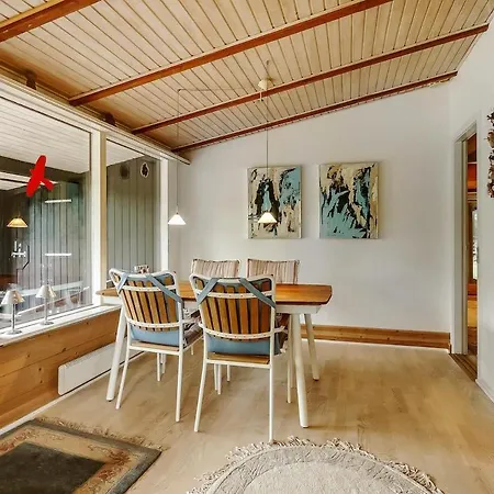 Stunning In Rudkobing With 3 Bedrooms And Wifi * Spodsbjerg